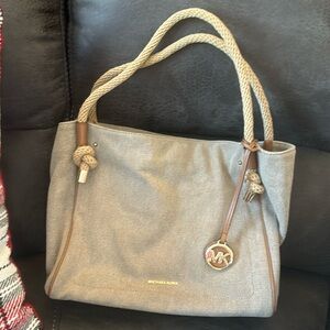 Michael kors tote bag